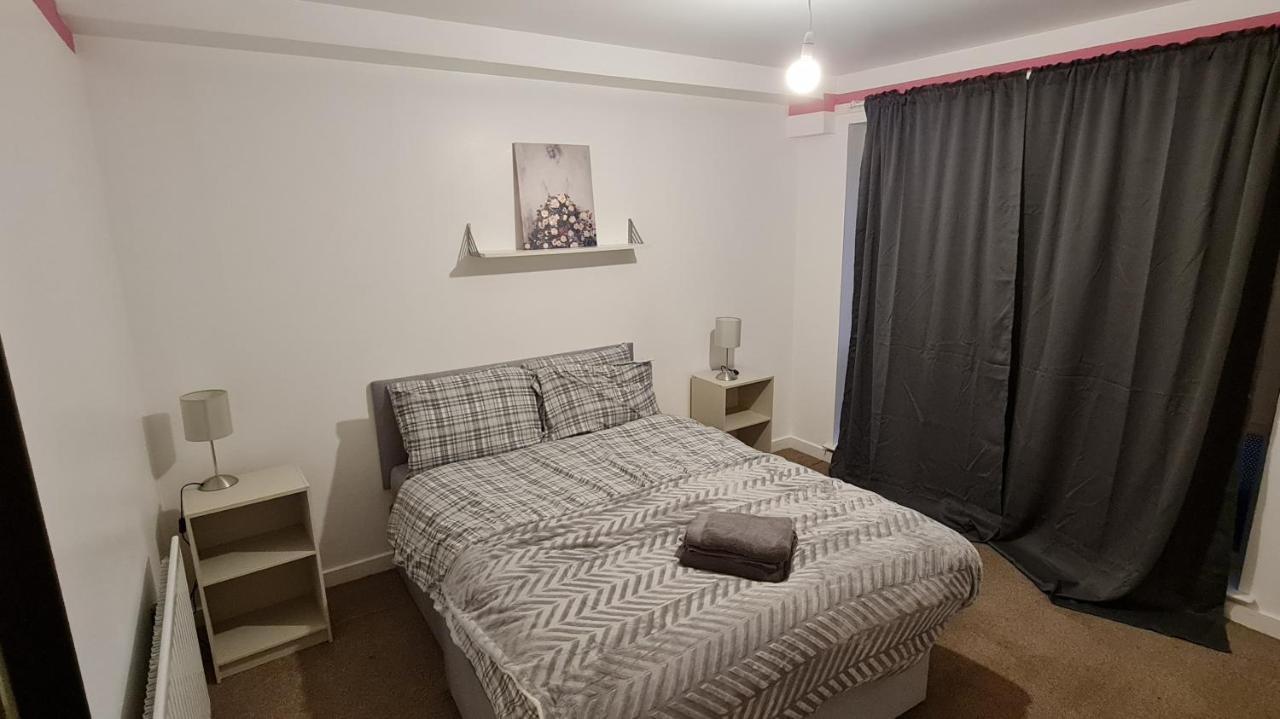 Lovely 3 Bedroom Apartment - Free Parking Edimburgo Exterior foto
